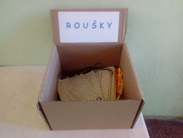 Roušky k dispozici na obecním úřadě