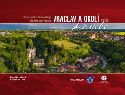 Kniha leteckých fotografií Vraclav a okolí z nebe